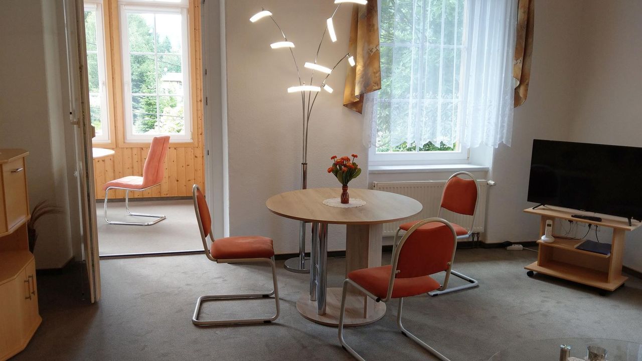 Durchgang zur Veranda, Sitzgruppe Durchgang zur Veranda, Sitzgruppe